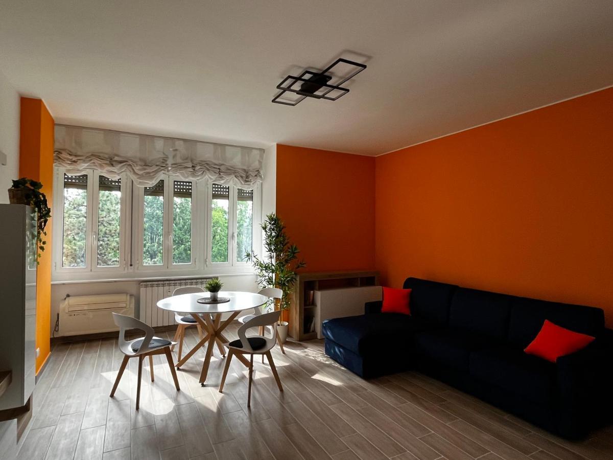 The Bright Place: Wide And Modern In Appartement